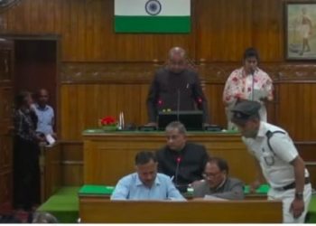 बड़ी खबर: 69 नवनिर्वाचित विधायकों ने ली शपथ।अब इंतजार मुख्यमंत्री के चेहरे का