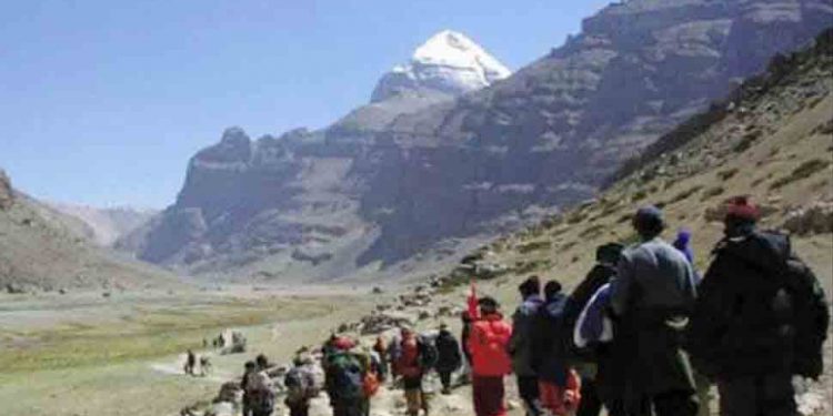 बुरी खबर : इस साल भी कैलाश मानसरोवर यात्रा पर लगा ब्रेक।