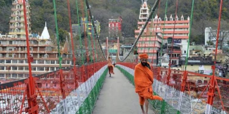 लक्ष्मणझूला पुल का सपोर्टिंग तार टूटा