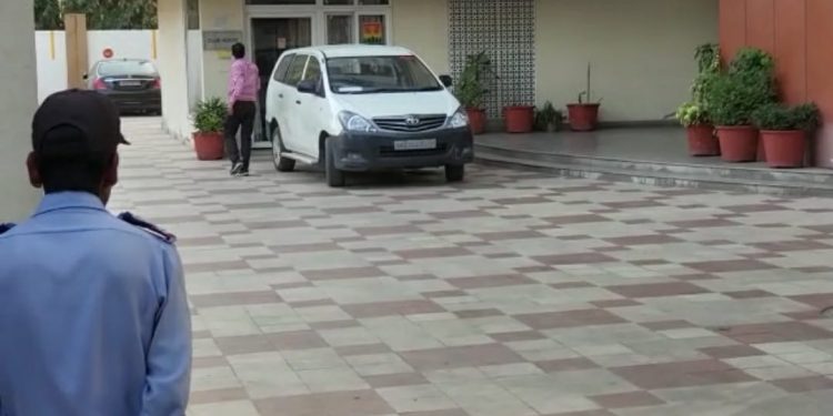 सुपर एक्सक्लूसिव : उत्तराखण्ड रीजनल ऑफिसर के घर CBI का छापा