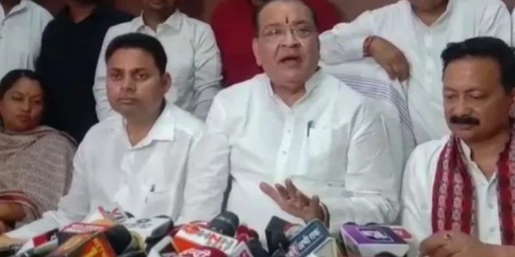 बड़ी खबर : नेता प्रतिपक्ष यशपाल आर्य ने आज विधानसभा में अपना पदभार ग्रहण किया। पढ़िए पूरी खबर…..