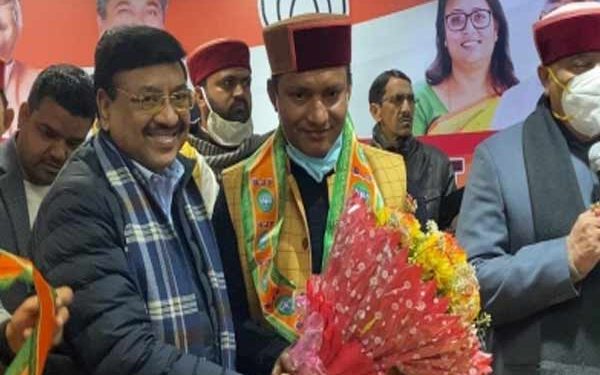 ब्रेकिंग : भाजपा विधायक से उपजिलाधिकारी को खतरा, थाने में दी तहरीर