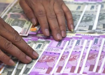 बड़ी खबर: सिपाही चला रहा था नकली नोटों का गिरोह,पुलिस ने दबोचा