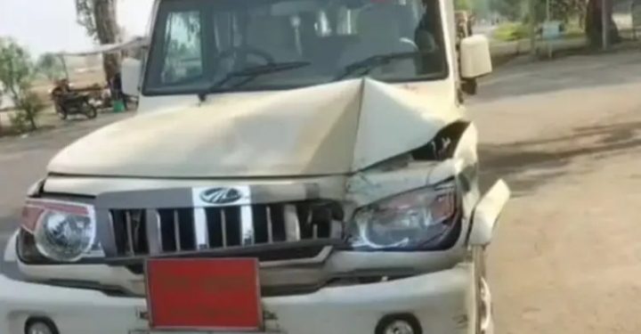 हादसा: खनन वाहन ने एसडीएम के वाहन को मारी टक्कर