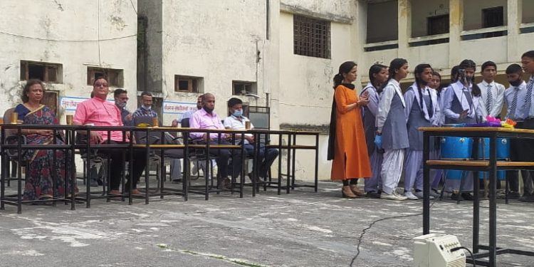 राजकीय इंटरमीडिएट कॉलेज आईडीपीएल में नई शिक्षा नीति पर हुआ भव्य कार्यक्रम