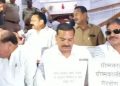 बड़ी खबर: इस मुद्दे को लेकर कांग्रेस विधायक सदन के बाहर बैठे धरने पर