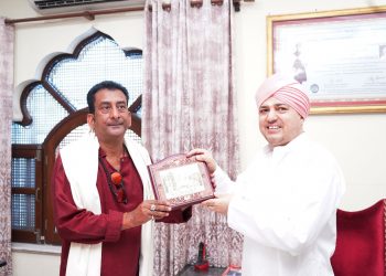 अभिनेता हेमंत पाण्डे ने श्री दरबार साहिब में टेका मत्था।श्री दरबार साहिब का इतिहास व पौराणिक महत्व जानकर हुए अभिभूत