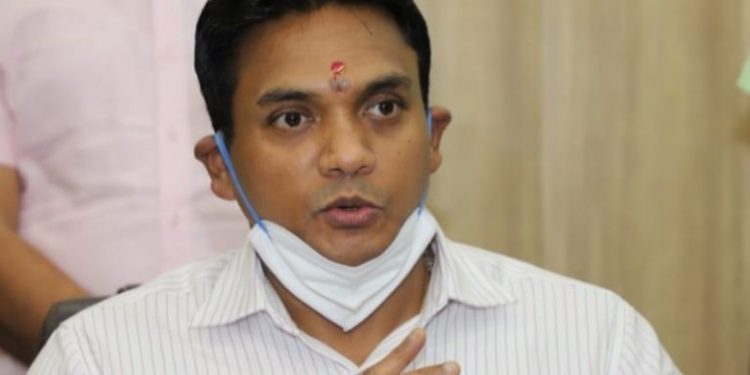 बड़ी खबर: डीएम डॉक्टर आर. राजेश कुमार की फेक आई डी बनाकर किया जा रहा संचालन