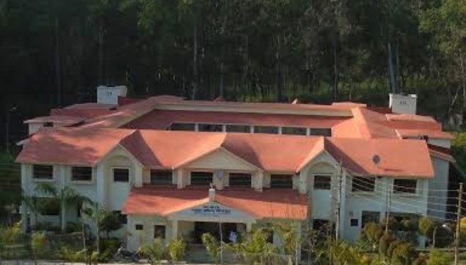 सावधान: स्कूल में प्रवेश दिलाने पर ठगी का खेल।अभिभावक बन रहे शिकार