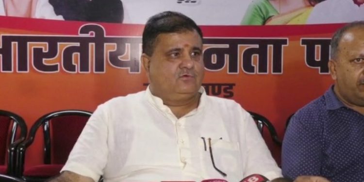 बिग ब्रेकिंग: बीजेपी के इस विधायक ने दिया बड़ा बयान।जानिए क्या कहा