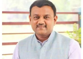 ब्रेकिंग: भाजपा ने रुड़की मेयर को दिखाया बाहर का रास्ता