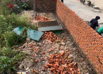 एक्सक्लूसिव: आईएएस ने किया सड़क पर अतिक्रमण नगर निगम अधिवक्ता बना भागीदार। कॉलोनी वासियों की मुख्यमंत्री  दरबार में गुहार ।