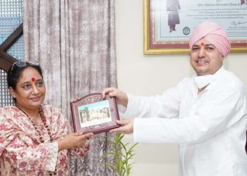 उत्तराखण्ड विधानसभा अध्यक्ष ऋतु खण्डूरी भूषण ने श्री दरबार साहिब में टेका मत्था