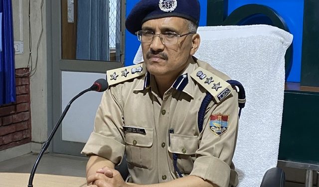 बड़ी खबर: SSP दलीप सिंह कुंवर ने संभाला कार्यभार।गार्ड ऑफ ऑनर देकर किया गया सम्मानित