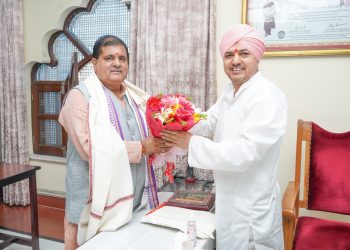 उत्तराखण्ड भाजपा प्रदेश अध्यक्ष महेन्द्र भट्ट ने श्री दरबार साहिब में टेका मत्था