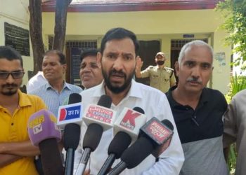 डोईवाला अस्पताल का उच्चीकरण न हुआ तो होगा निर्णायक : सौंपा ज्ञापन
