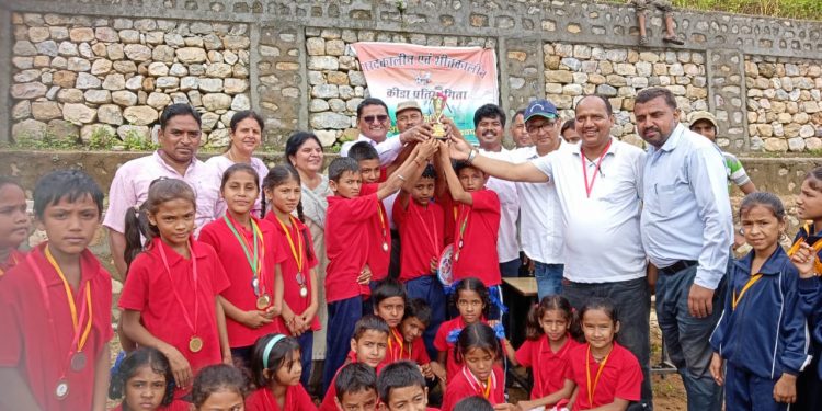 संकुल स्तरीय शरदकालीन क्रीड़ा प्रतियोगिता में कोटड़ी ओवर आल चैंपियन बना….