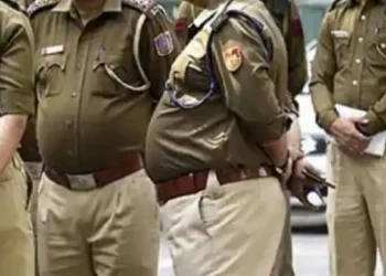 फरार: काशीपुर में क्रॉस फायरिंग में घायल जवान उत्तराखंड पुलिस को चकमा देकर फरार।