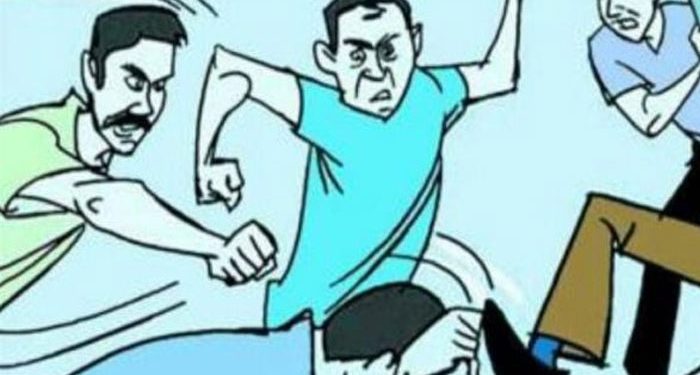 गजब: यहां सरकारी ऑफिस बना लड़ाई का अखाड़ा, एई और जेई के बीच जमकर हुई हाथापाई।