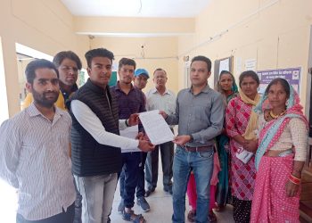 बड़ी खबर: कूड़ा डंपिंग जोन का विरोध,एवं बीआरओ के खिलाफ ग्रामीणों ने निकाला जुलूस