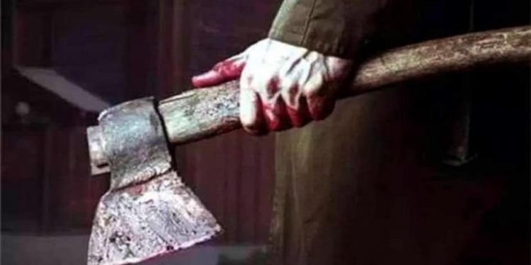 हत्या: यहां पिता ने कुल्हाड़ी से अपने बेटे को उतारा मौत के घाट।मचा हड़कंप
