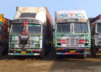 गजब: रुद्रप्रयाग से ट्रक में लिफ्ट लेकर सो गई दो नाबालिक लड़कियां।फिर हुआ ये….