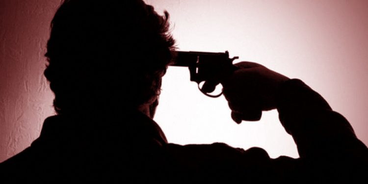 सनसनी: देहरादून में कर्ज में डूबे व्यापारी ने खुद को मारी गोली।मौत