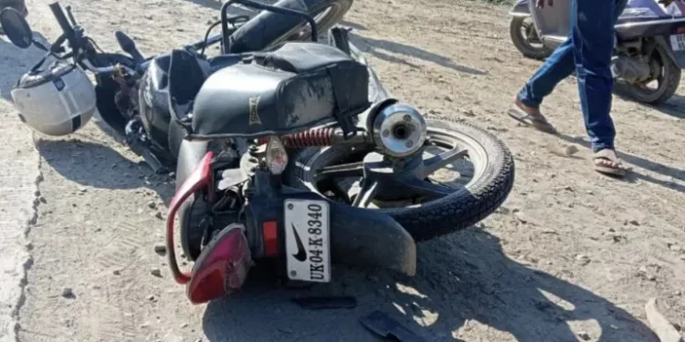 दुखद: यहां सड़क दुर्घटना में वन विभाग के अधिकारी की मौत..