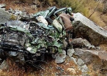 दुखद: सिक्किम में भारतीय सेना का ट्रक खाई में गिरा!16 जवान शहीद..