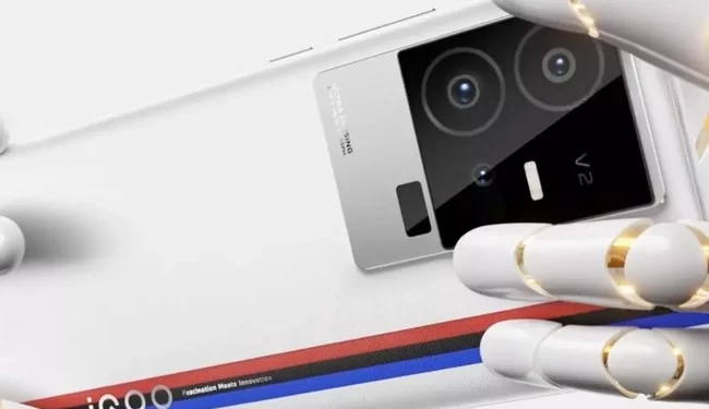 LAUNCHING SOON:iQOO लॉन्च करने जा रहा है ये धांसू स्मार्टफोन। फीचर्स हैं जबरदस्त