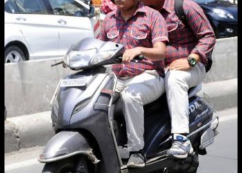 18 साल से कम उम्र के बच्चों को वाहन चलाते हुए पकड़ा गया तो अभिभावकों को हो सकती है 3 महीने की जेल! 