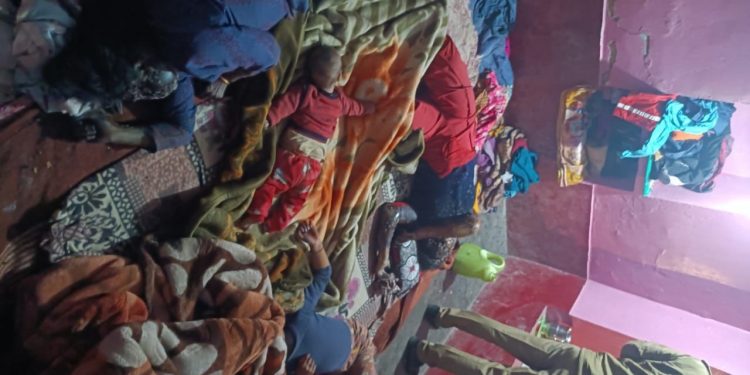 बागेश्वर में कमरे में बंद मिले मां और तीन बच्चों के शव, मर्डर या सुसाइड में उलझी गुत्थी?