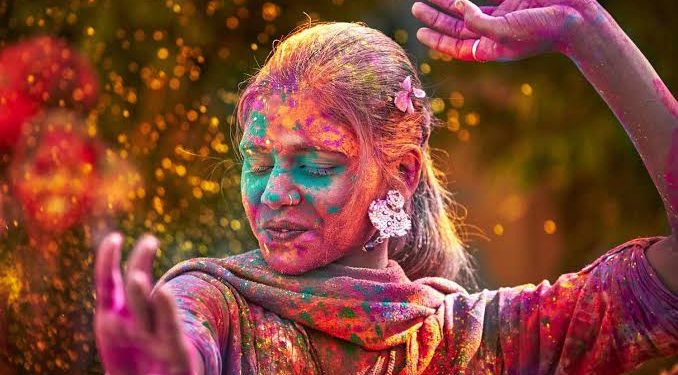 Holi 2023: सात या 8 मार्च…होली की तारीख पर काशी के विद्वान एकमत नहीं, पढ़ें- किस दिन उड़ेगा रंग-गुलाल