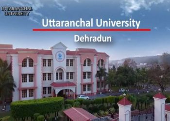 उत्तरांचल यूनिवर्सिटी में छात्रों ने किया हंगामा, महिला वार्डन से छेड़खानी का है मामला,देखें क्या कहा विश्वविद्यालय प्रबंधन ने।