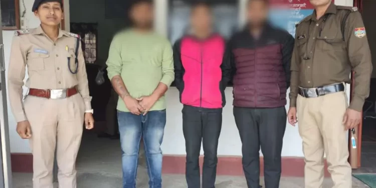 शर्मनाक: यहां पर्यटकों की मेड के साथ दुष्कर्म का प्रयास!3 दरिंदे गिरफ्तार..