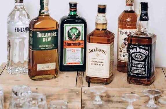 आज से उत्तराखंड में शराब की नई दरें लागू, देखें किसका है कितना रेट।