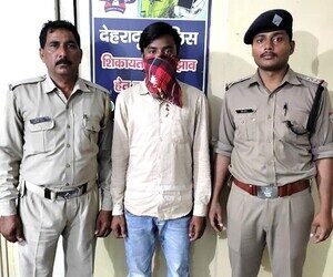 बड़ी खबर: माया इंस्टीट्यूट में SSCMTS की परिक्षा में पकड़ा गया “मुन्ना भाई”..