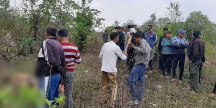 सनसनी: जौलीग्रांट एयरपोर्ट के जंगलों में मिला युवक का शव।हत्या की आशंका