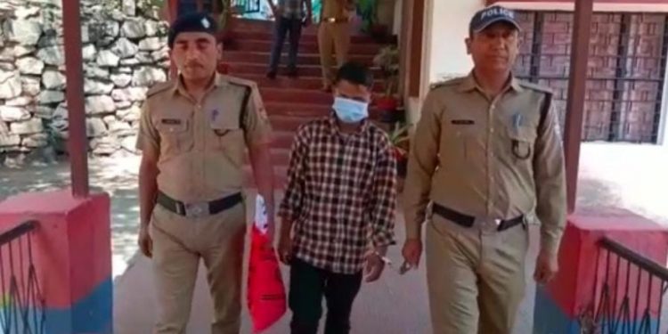 हत्या: यहां चाचा ने अपने भतीजे को उतारा मौत के घाट। ये थी वजह..