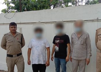दुस्साहस: यहां पीड़िता को रेस्क्यू करने गई पुलिस टीम पर हमला। सभी गिरफ़्तार 