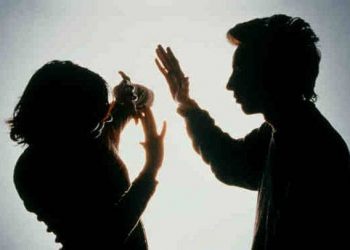 बड़ी खबर: यहां महिला से दुर्व्यवहार मारपीट। ऊर्जा निगम के जेई पर मुक़दमा दर्ज..