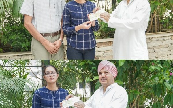 बड़ी खबर: एस.जी.आर.आर. की टाॅपर शगुन गहलोत ने नीट परीक्षा में किया स्टेट में टाॅप..