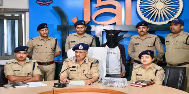 Crime: राजधानी में पत्नी के अवैध संबंध के शक में पति ने रची साजिश। पुलिस ने दबोचा..