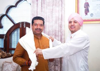 बड़ी खबर: भाजपा के प्रदेश संगठन महामंत्री अजय कुमार ने श्री दरबार साहिब में टेका मत्था..