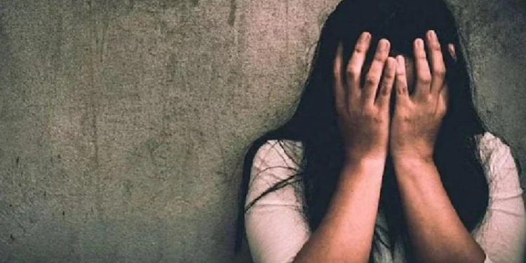 हैवानियत: यहां कलयुगी भाई ने अपनी 13 वर्षीय सगी बहन को बनाया हवस का शिकार। पॉक्सो में मामला दर्ज