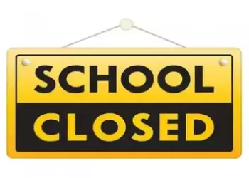 ब्रेकिंग: भारी बारिश के मद्देनजर। कल नैनीताल जिले के स्कूल्स में अवकाश घोषित। आदेश जारी