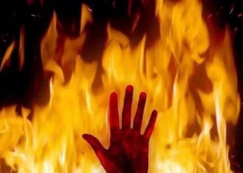 दुखद : उत्तराखंड में यहां दीपावली के दिन लगी भीषण आग, तीन लोगों की मौके पर मौत