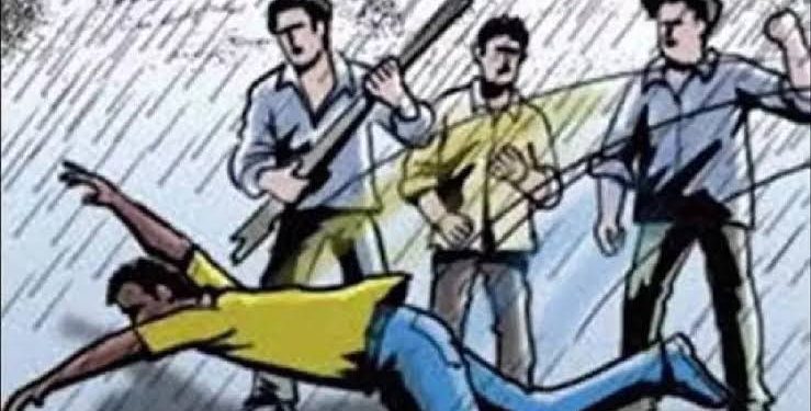 देव भूमि में दबंगई: दबंगों ने झांसा देकर युवक से छीनी बाइक, युवक ने लगाई पुलिस से  गुहार।