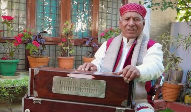 बिग ब्रेकिंग:  लोक गायक नरेंद्र सिंह नेगी ने भू कानून और मूल निवास महारैली में शामिल होने के लिए जनता से किया आह्वान, सरकार के लिए बढ़ी मुसीबतें।