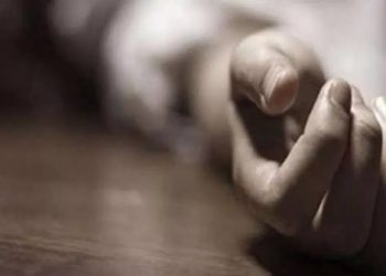 अजब गजब : पति उठा देर से तो पत्नी ने उठाया आत्मघाती कदम।